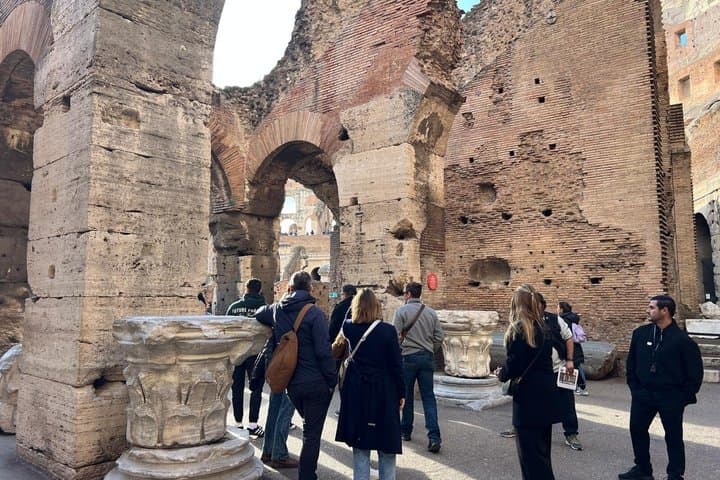 Colosseum & Mamertine Prison Guided Tour