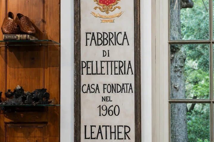 Leather Passport Holder Workshop in Florence Historic Centre