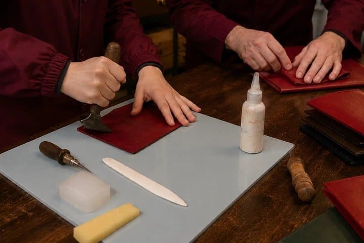 Leather Passport Holder Workshop in Florence Historic Centre
