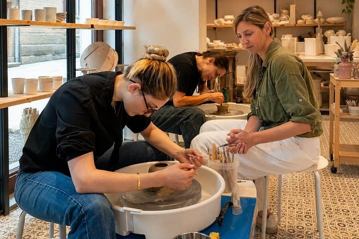 Pottery Wheel Workshop in an Authentic Venice Artisan Studio
