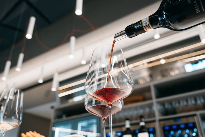 Wine Tasting Experience Between Soave Valpolicella and Lessini Durello