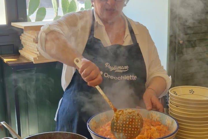 Monopoli Pasta Making Experience with Dinner Wine and Limoncello