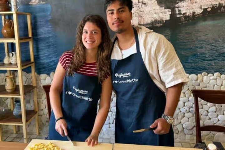 Monopoli Pasta Making Experience with Dinner Wine and Limoncello