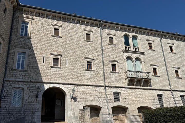 Monte Cassino and Gaeta Abbey with lunch included
