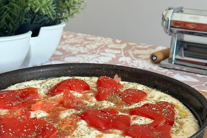 Cooking class focaccia barese & Tiramisù in Bari