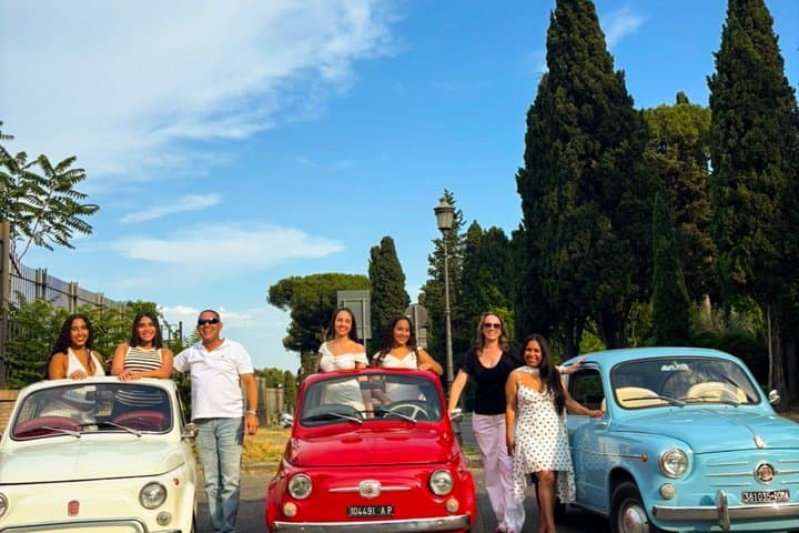 Rome Fiat 500 Vintage tour with photos and videos