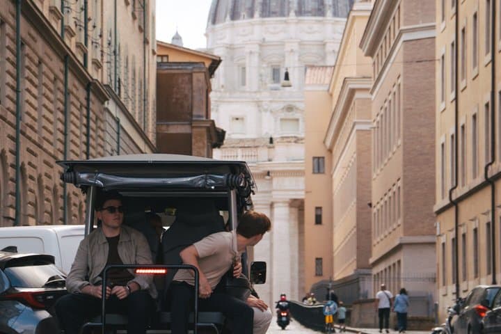 Not Just Another Golf Cart Tour: VIP Seats, Happy Backs, Prosecco