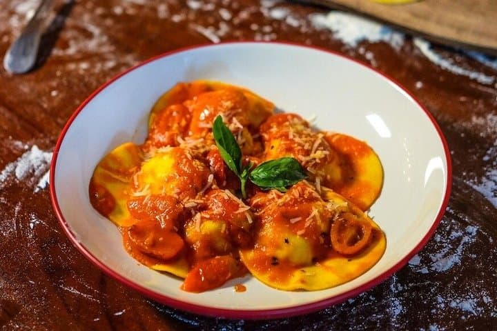 Sorrento Small-Group Food Tour with Full Meal by Do Eat Better