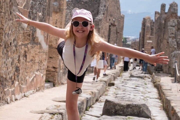 Pompeii Skip-the-Line Express Tour with Archaeologist-Small Group