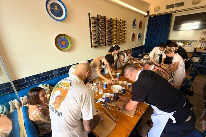 Rome Pasta and Tiramisu Cooking Class with Prosecco