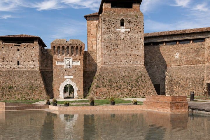 Rimini Scavenger Hunt & Highlights Self-Guided Walking Tour