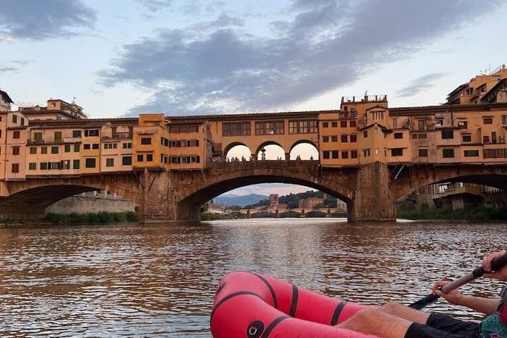 Kayak Soft in Florence under the Pontevecchio Arches