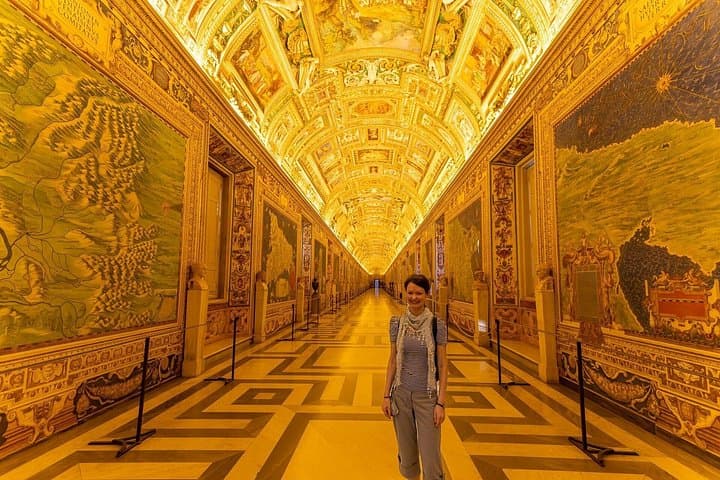 Vatican Museums & Sistine Chapel Skip-The-Line Ticket +Audioguide