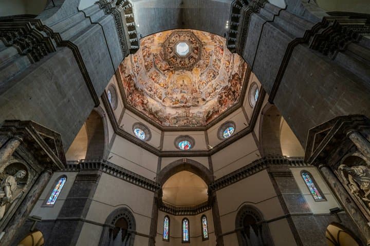 Duomo Cathedral Fast Track Tour & optional Brunelleschi's Dome