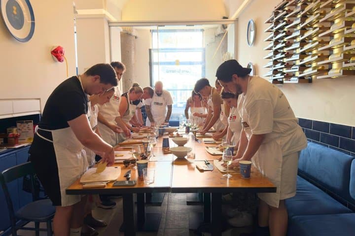Pasta and Tiramisu Cooking Class with Prosecco in Rome