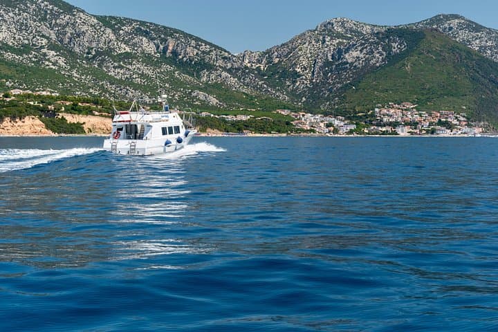 Cala Gonone: Boat trip to Bue Marino Cave