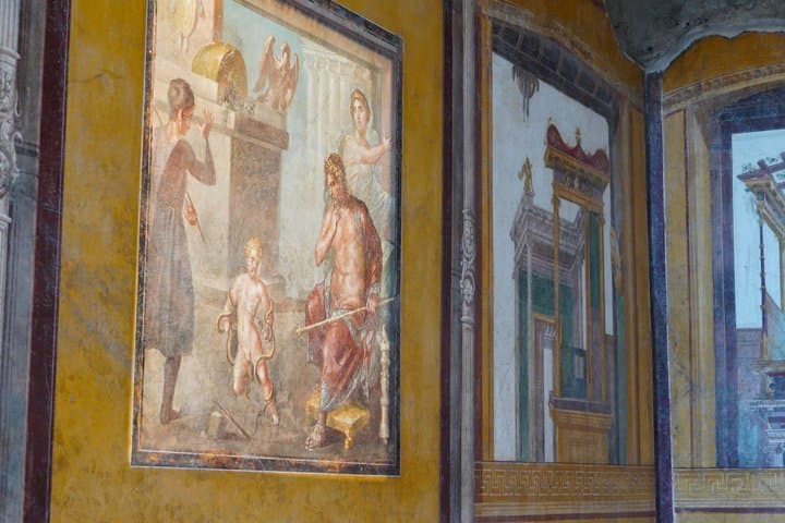 From Sorrento: Pompeii Skip-the-Line tkt, Train Tkt & Guided Tour