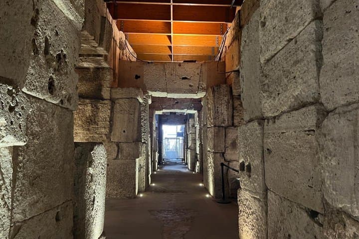 Rome Colosseum by Night Private Guided Tour