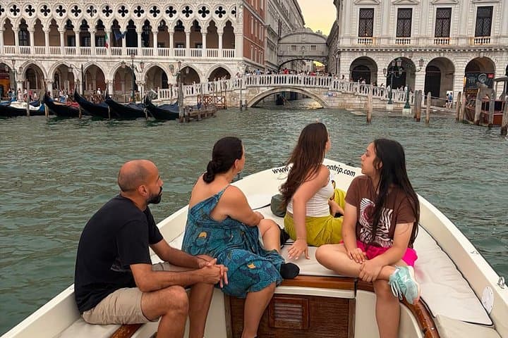 Venice Southern Lagoon Tour with Bragozzo Boat - Group Tour