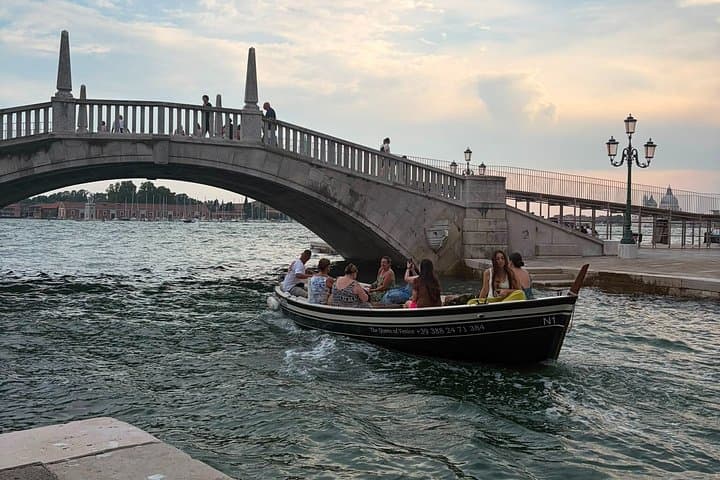 Venice Southern Lagoon Tour with Bragozzo Boat - Group Tour