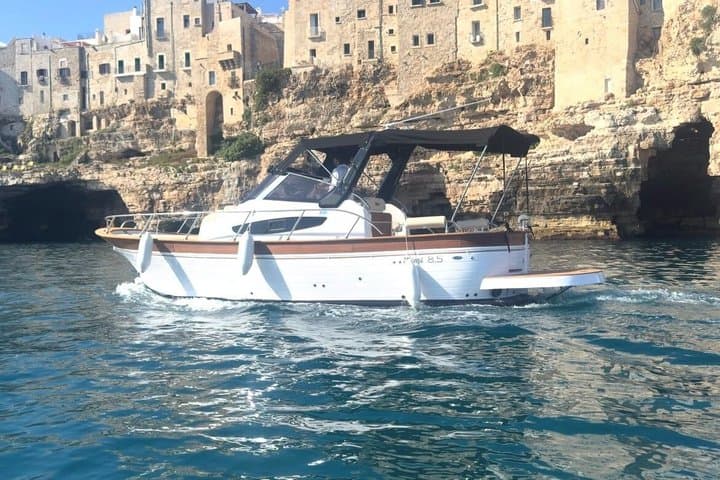 Luxury Gozzo Tour in Polignano a Mare
