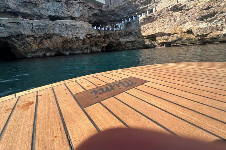 Luxury Gozzo Tour in Polignano a Mare