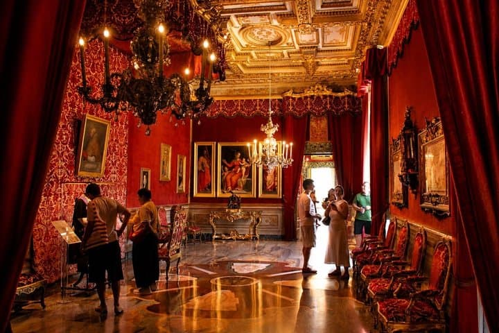 Rome: Palazzo Colonna with Gallery, Apartments & Gardens