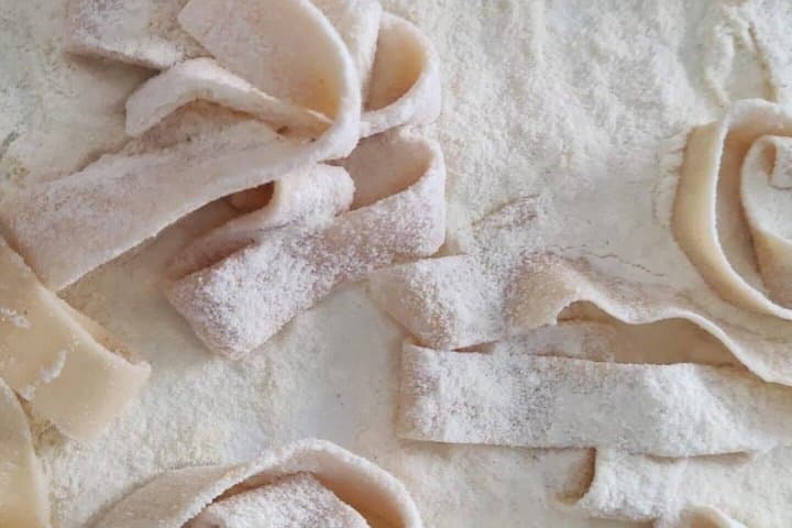 Sicilian Cooking Class on Fresh Pasta in Catania