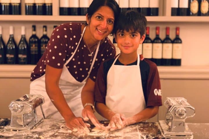 Rome Pasta and Tiramisu Class: Ravioli, Fettuccine & Fine Wine 5*