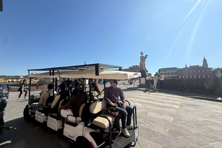 Golf Cart Grand Tour in Florence including Oltrarno and Piazzale