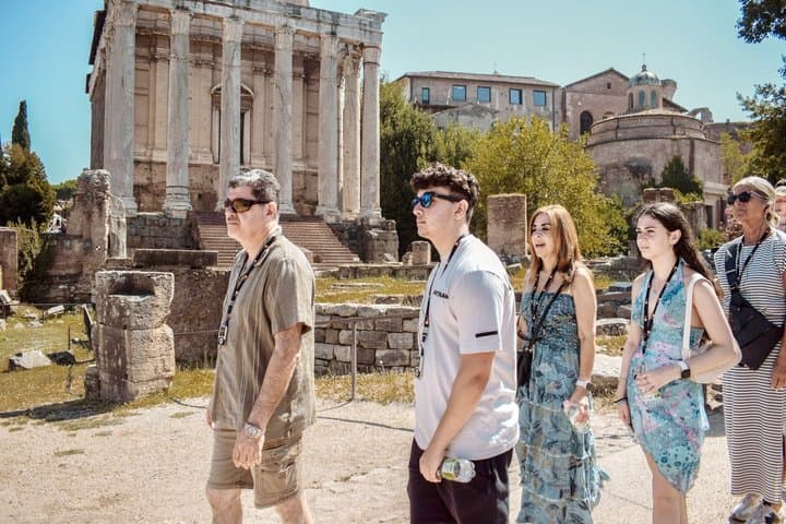 Colosseum, Palatine Hill and Roman Forum Guided Tour