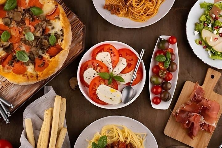 Navigli Food and Wine Tour in Milan