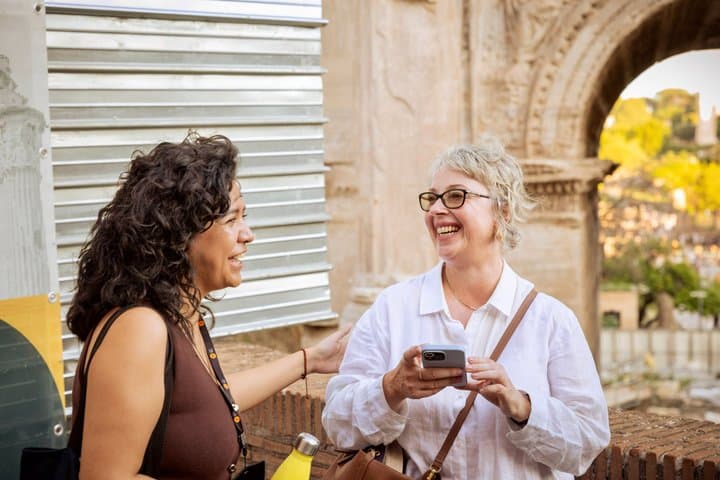 Rome: Guided Group Tour of Colosseum, Palatine Hill & Roman Forum