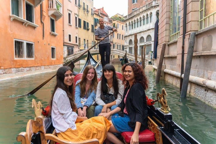 Venice in A Day: St Mark's Basilica, Doge's Palace & Gondola Ride