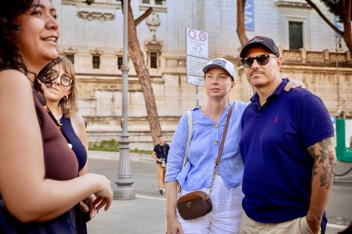 Colosseum, Palatine Hill and Roman Forum Group Tour