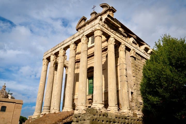 Colosseum, Palatine Hill and Roman Forum Group Tour