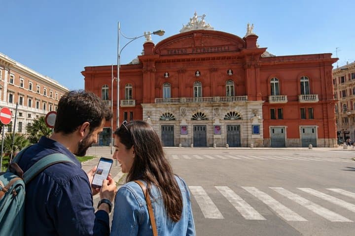 Bari Scavenger Hunt & Highlights Self-Guided Walking Tour