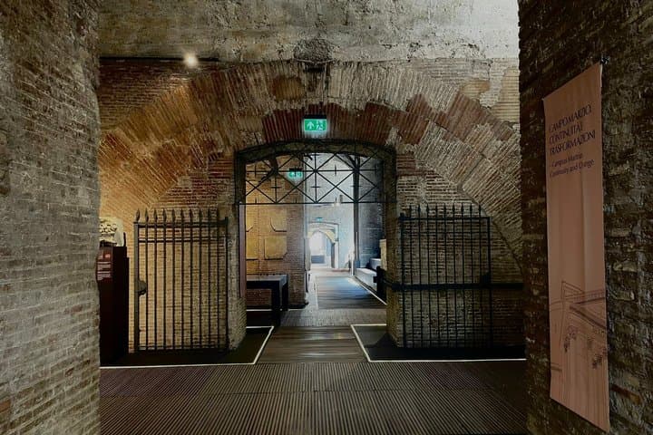 Pantheon : Hidden Spaces of Neptune Basilica