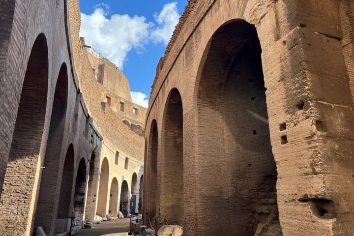 Colosseum Underground Guided Tour with Arena Floor in Rome