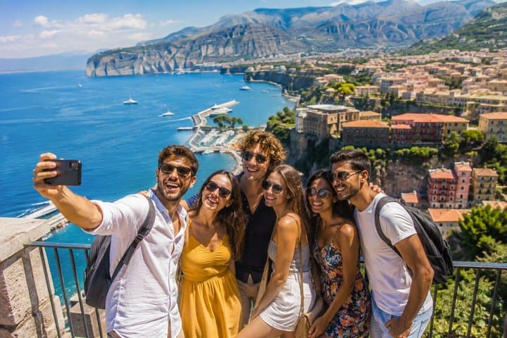 Amalfi Coast Escape from Rome, Positano and Amalfi in One Day