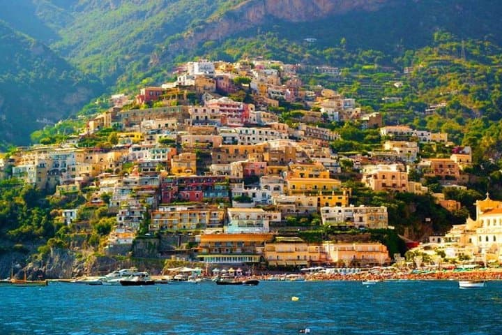 Trip to the beautiful Amalfi Coast in one Day