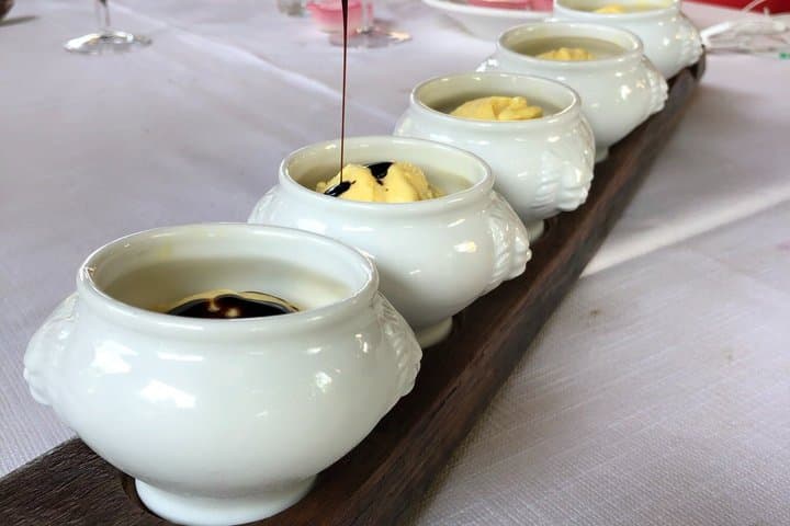 Food Valley Tour: Parmigiano, Balsamic, Wine, lunch, transport