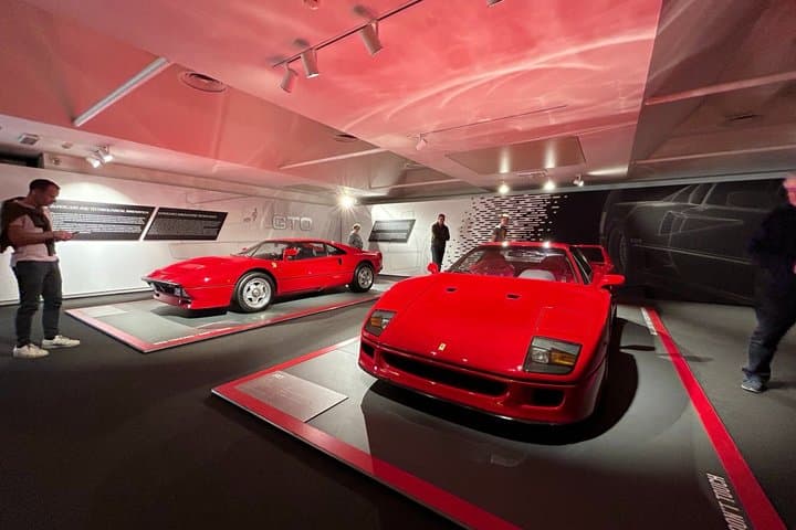 Black&Red:Lambo Museum,Ferrari Factory,Ferrari Museum,Lunch,Private transport