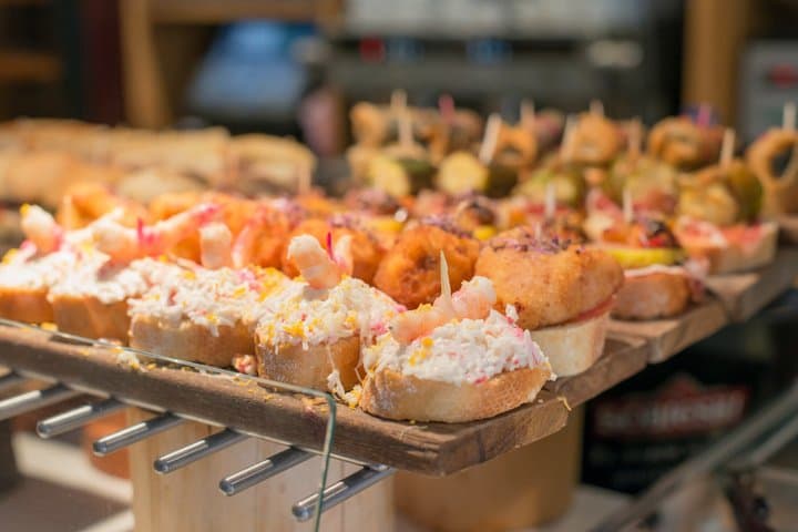 Venice Food Tasting Tour and 30 minute Gondola Ride