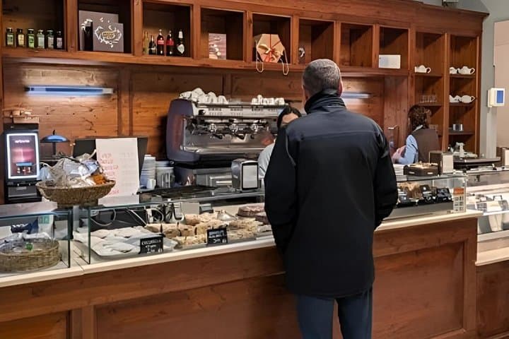 Historical Coffee and Gelato Stores Tour Rome City Center