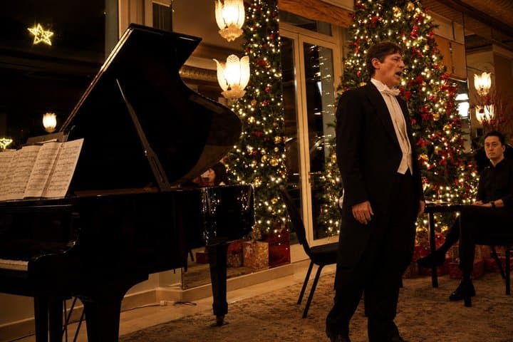 Rome: Christmas Opera Concert & Traditional Italian Aperitivo