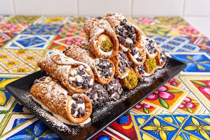 Cooking lesson in Catania with lunch or dinner