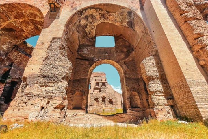 Rome: guided tour of the Baths of Caracalla and the Circus Maximus