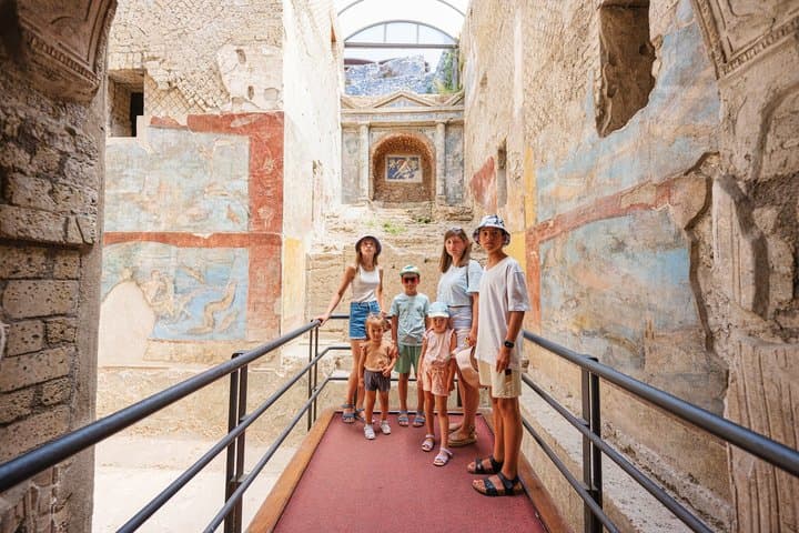 Day Trip from Rome: Explore Pompeii & Sorrento Amalfi Coast