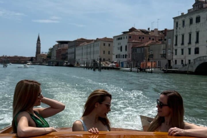 Venice Sunset Lagoon Cruise with St. Mark's Views & Aperitif